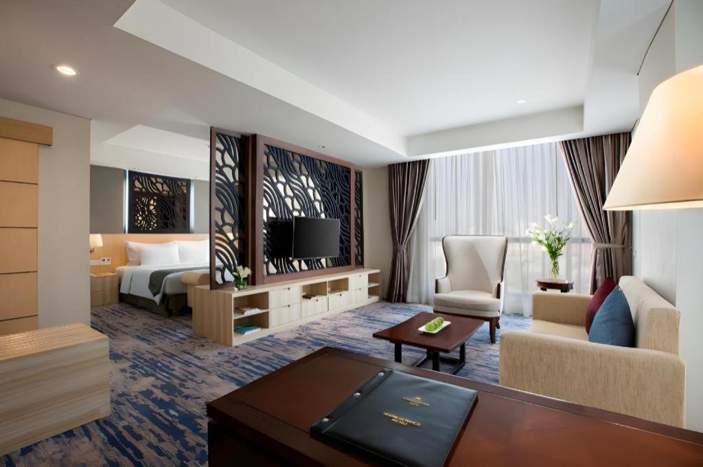 Hotel Grandhika Pemuda Semarang Zewnętrze zdjęcie
