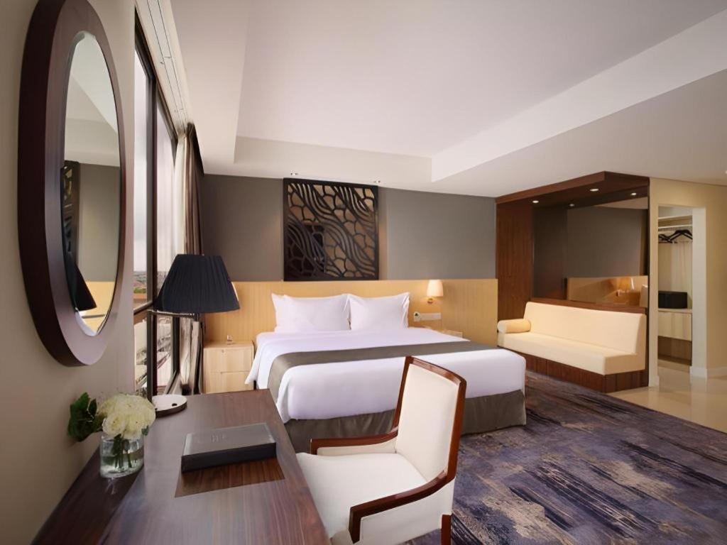 Hotel Grandhika Pemuda Semarang Zewnętrze zdjęcie