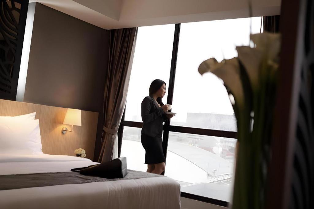 Hotel Grandhika Pemuda Semarang Zewnętrze zdjęcie