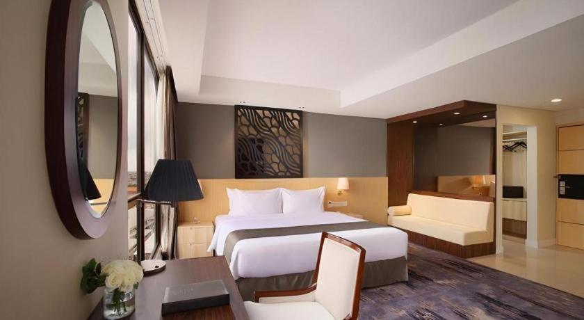 Hotel Grandhika Pemuda Semarang Zewnętrze zdjęcie