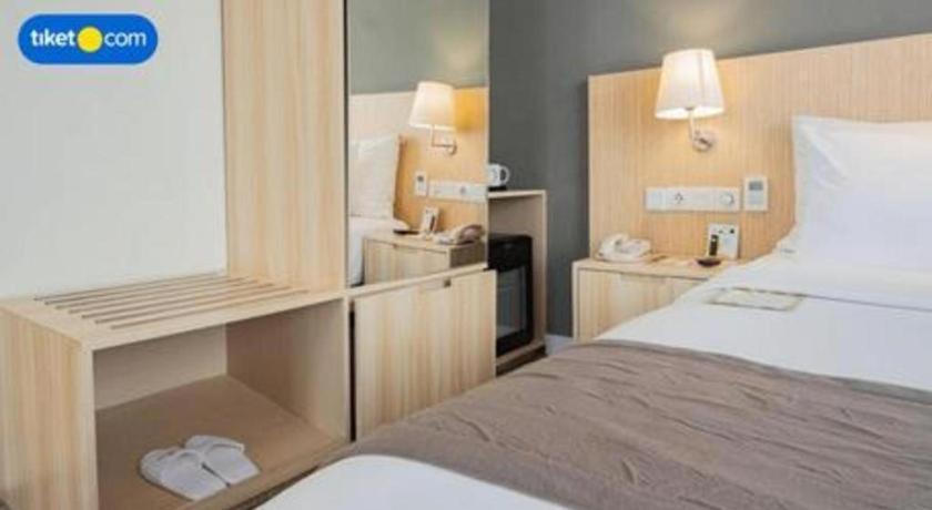 Hotel Grandhika Pemuda Semarang Zewnętrze zdjęcie