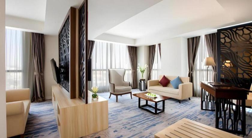 Hotel Grandhika Pemuda Semarang Zewnętrze zdjęcie