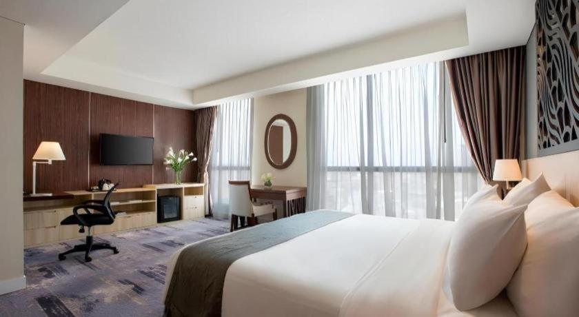 Hotel Grandhika Pemuda Semarang Zewnętrze zdjęcie